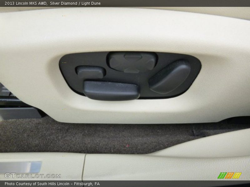 Silver Diamond / Light Dune 2013 Lincoln MKS AWD