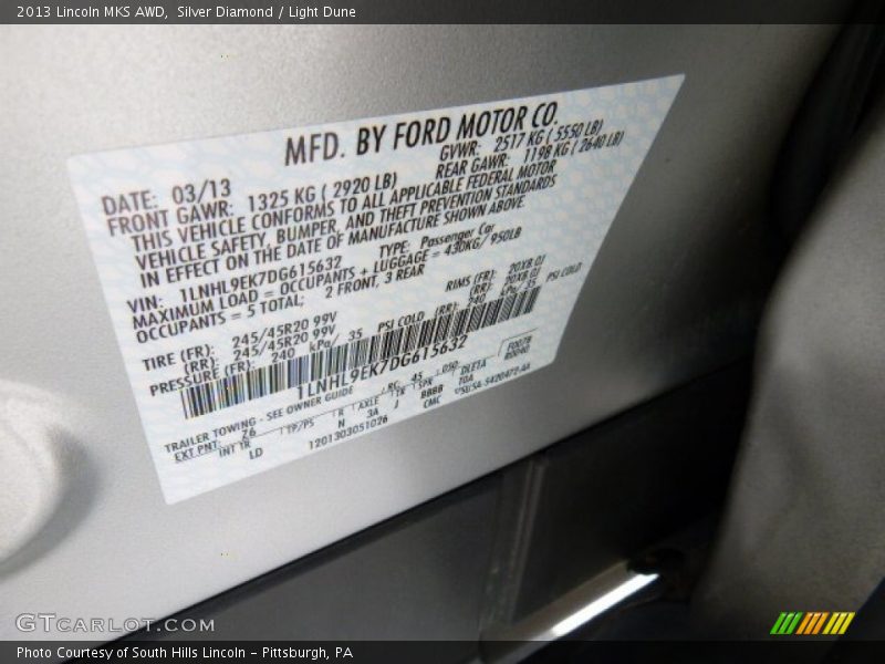 Silver Diamond / Light Dune 2013 Lincoln MKS AWD
