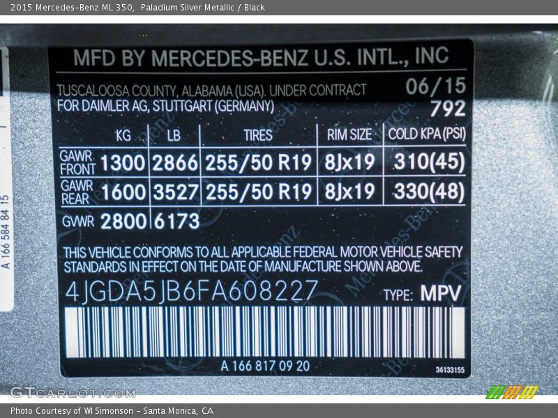 Paladium Silver Metallic / Black 2015 Mercedes-Benz ML 350