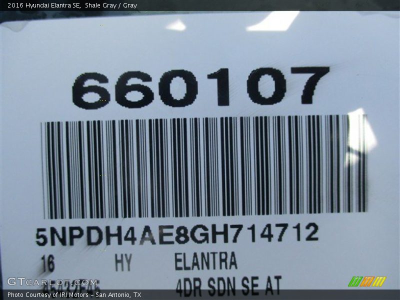 Shale Gray / Gray 2016 Hyundai Elantra SE