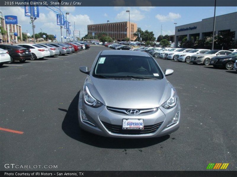 Shale Gray / Gray 2016 Hyundai Elantra SE