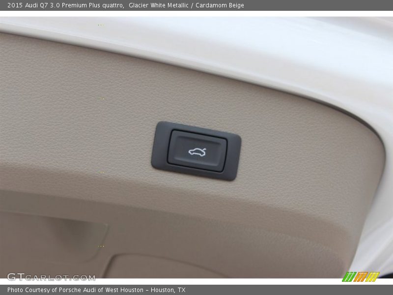 Glacier White Metallic / Cardamom Beige 2015 Audi Q7 3.0 Premium Plus quattro