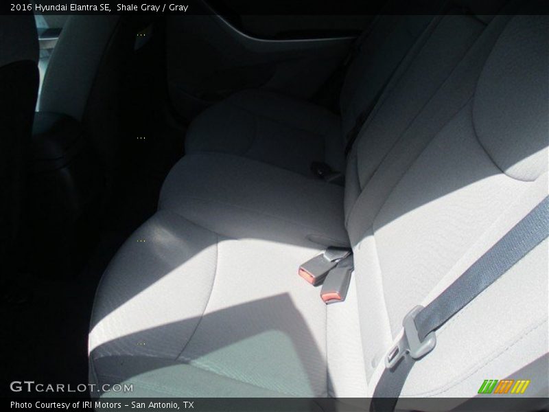 Shale Gray / Gray 2016 Hyundai Elantra SE