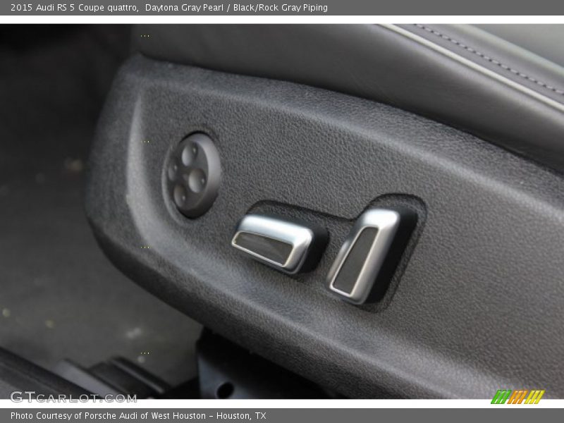 Controls of 2015 RS 5 Coupe quattro