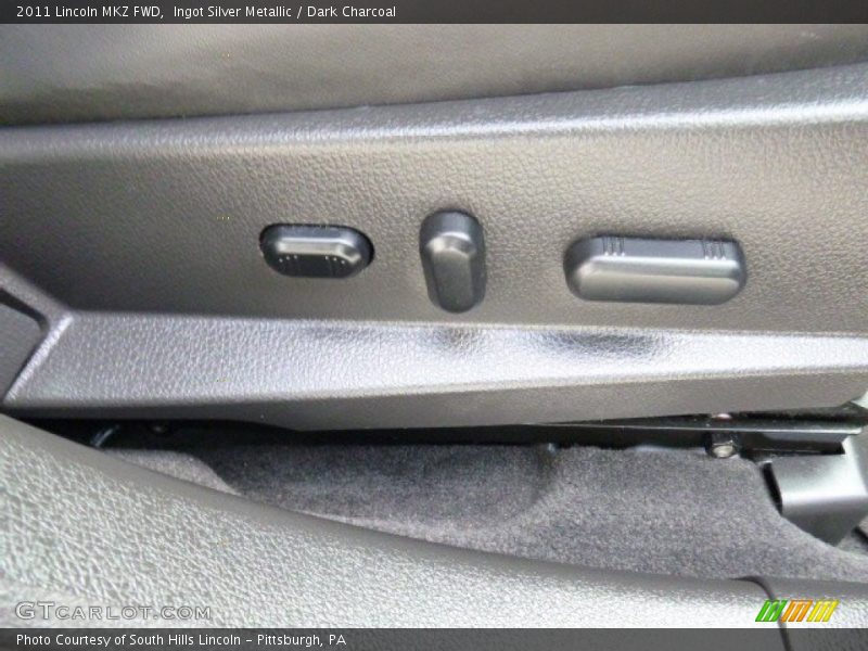 Ingot Silver Metallic / Dark Charcoal 2011 Lincoln MKZ FWD