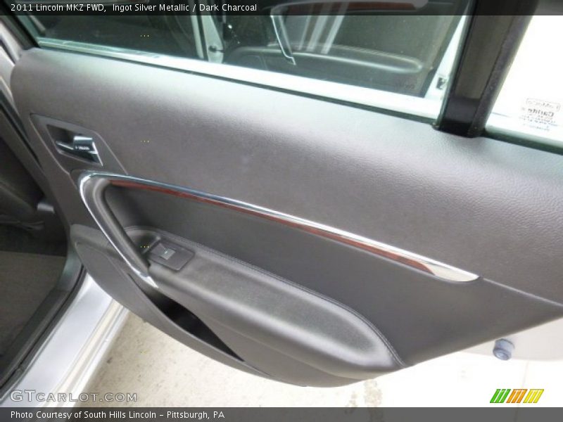 Ingot Silver Metallic / Dark Charcoal 2011 Lincoln MKZ FWD