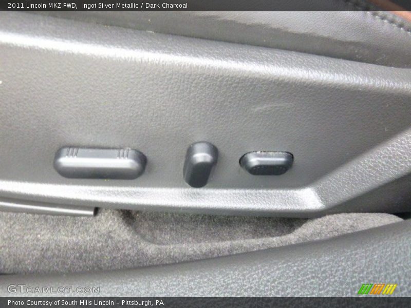 Ingot Silver Metallic / Dark Charcoal 2011 Lincoln MKZ FWD