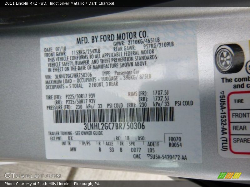 Ingot Silver Metallic / Dark Charcoal 2011 Lincoln MKZ FWD
