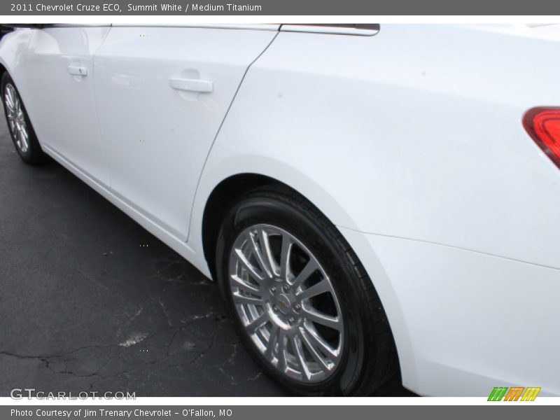Summit White / Medium Titanium 2011 Chevrolet Cruze ECO