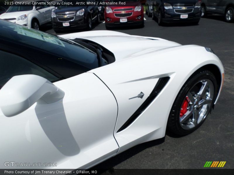 Arctic White / Adrenaline Red 2015 Chevrolet Corvette Stingray Coupe