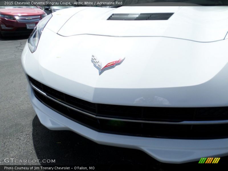 Arctic White / Adrenaline Red 2015 Chevrolet Corvette Stingray Coupe