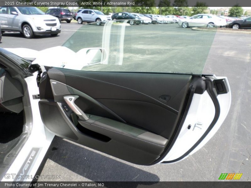 Arctic White / Adrenaline Red 2015 Chevrolet Corvette Stingray Coupe