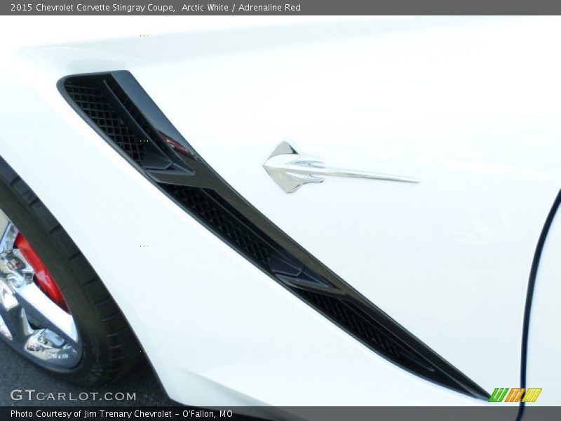 Arctic White / Adrenaline Red 2015 Chevrolet Corvette Stingray Coupe