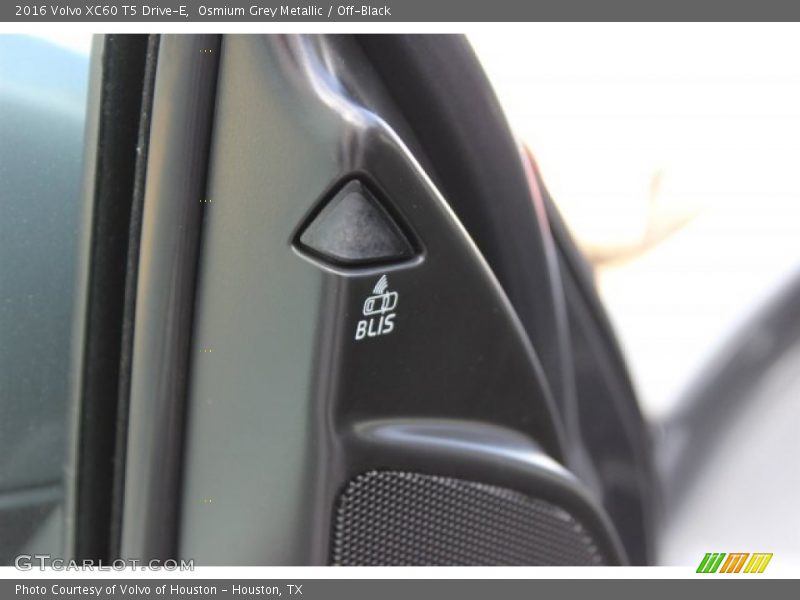 Osmium Grey Metallic / Off-Black 2016 Volvo XC60 T5 Drive-E