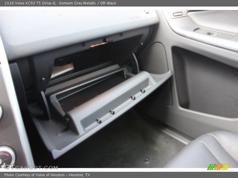 Osmium Grey Metallic / Off-Black 2016 Volvo XC60 T5 Drive-E