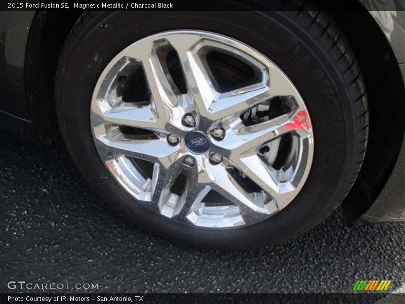 Magnetic Metallic / Charcoal Black 2015 Ford Fusion SE