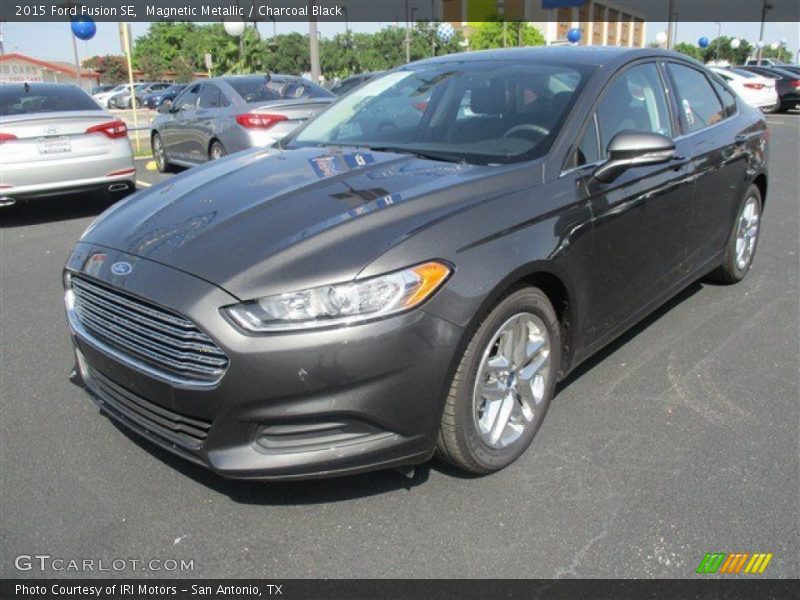 Magnetic Metallic / Charcoal Black 2015 Ford Fusion SE