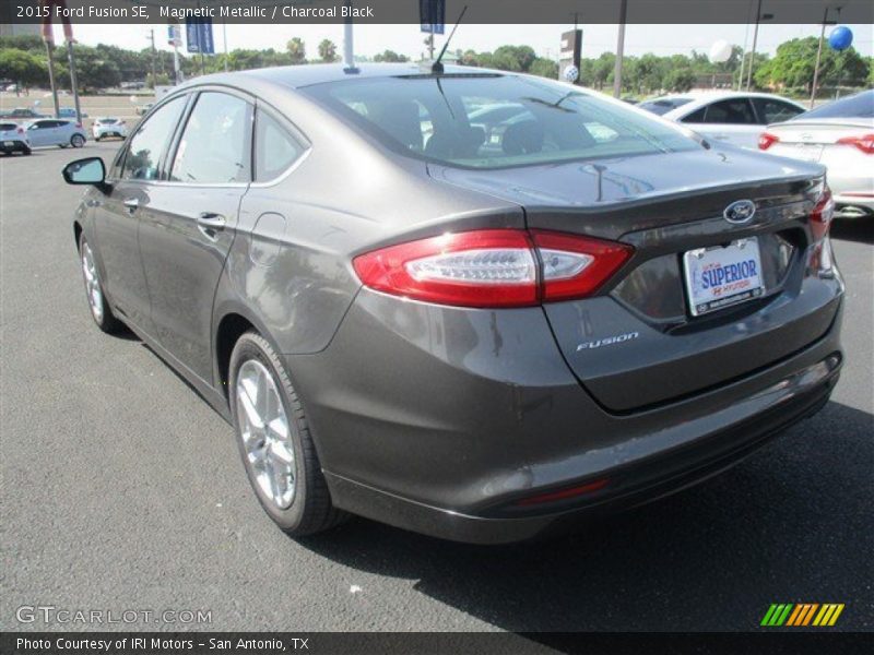 Magnetic Metallic / Charcoal Black 2015 Ford Fusion SE