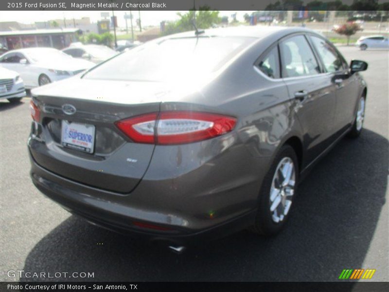 Magnetic Metallic / Charcoal Black 2015 Ford Fusion SE