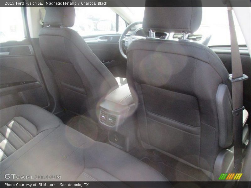 Magnetic Metallic / Charcoal Black 2015 Ford Fusion SE