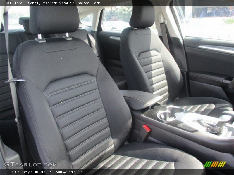 Magnetic Metallic / Charcoal Black 2015 Ford Fusion SE