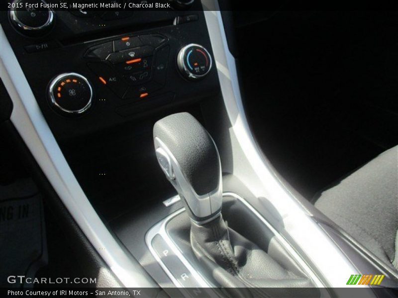 Magnetic Metallic / Charcoal Black 2015 Ford Fusion SE