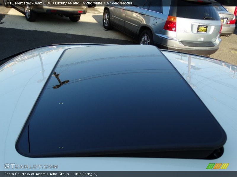 Arctic White / Almond/Mocha 2011 Mercedes-Benz C 300 Luxury 4Matic