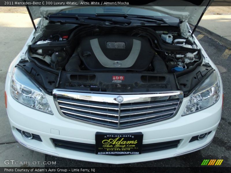 Arctic White / Almond/Mocha 2011 Mercedes-Benz C 300 Luxury 4Matic
