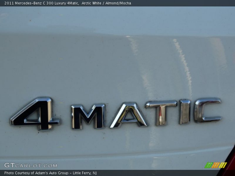 Arctic White / Almond/Mocha 2011 Mercedes-Benz C 300 Luxury 4Matic