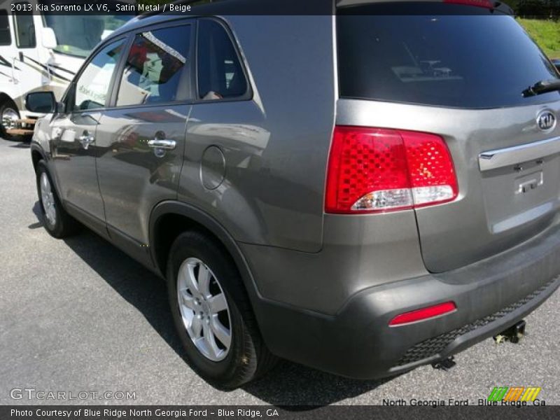 Satin Metal / Beige 2013 Kia Sorento LX V6