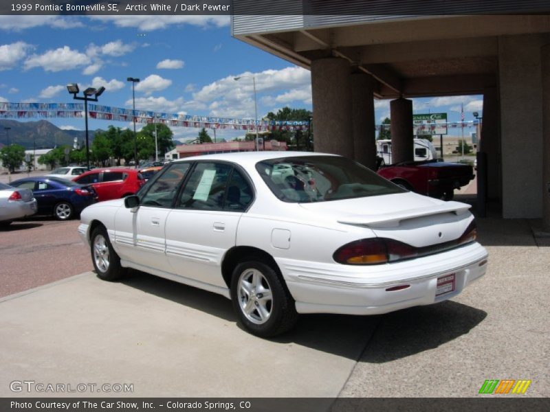 Arctic White / Dark Pewter 1999 Pontiac Bonneville SE