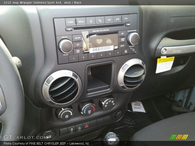 Anvil / Black 2015 Jeep Wrangler Unlimited Sport 4x4