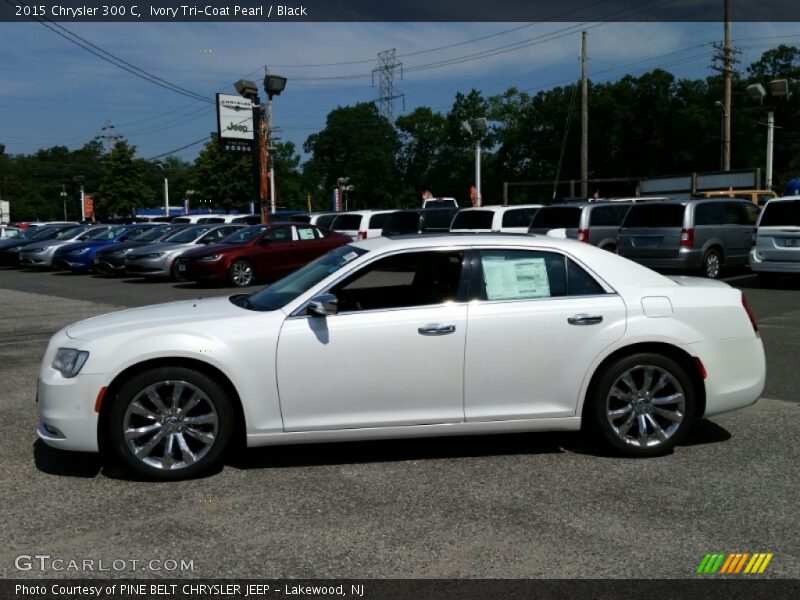 Ivory Tri-Coat Pearl / Black 2015 Chrysler 300 C