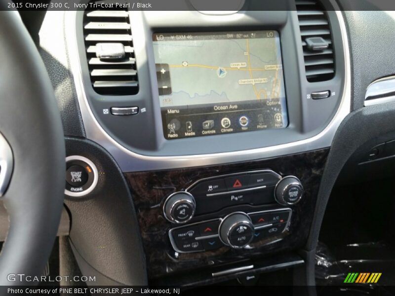 Ivory Tri-Coat Pearl / Black 2015 Chrysler 300 C
