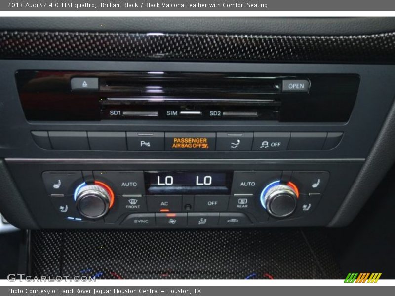 Controls of 2013 S7 4.0 TFSI quattro