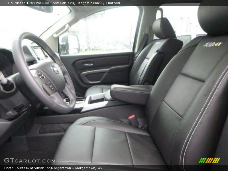 Magnetic Black / Charcoal 2015 Nissan Titan PRO-4X Crew Cab 4x4
