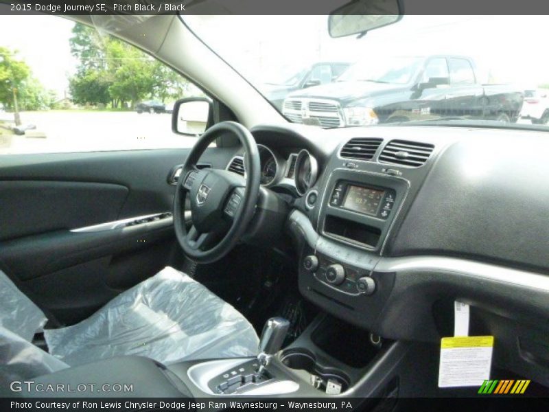 Pitch Black / Black 2015 Dodge Journey SE