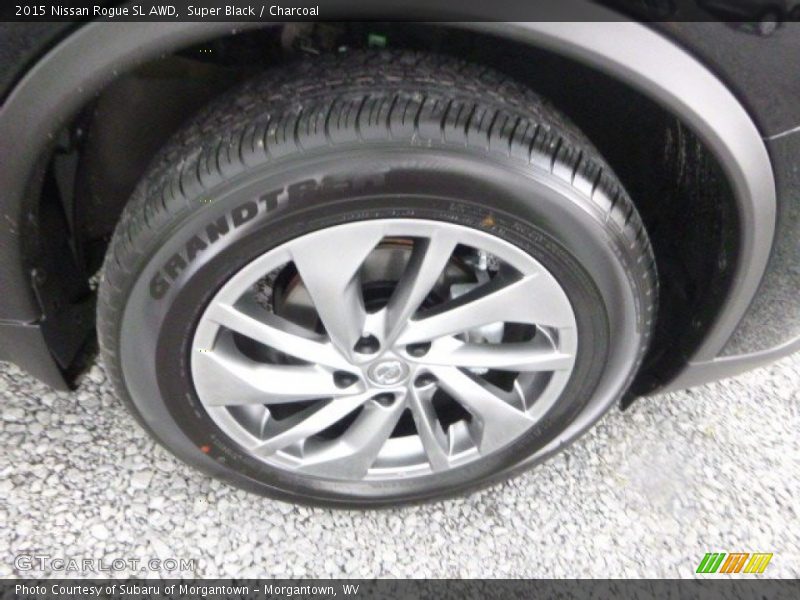 Super Black / Charcoal 2015 Nissan Rogue SL AWD