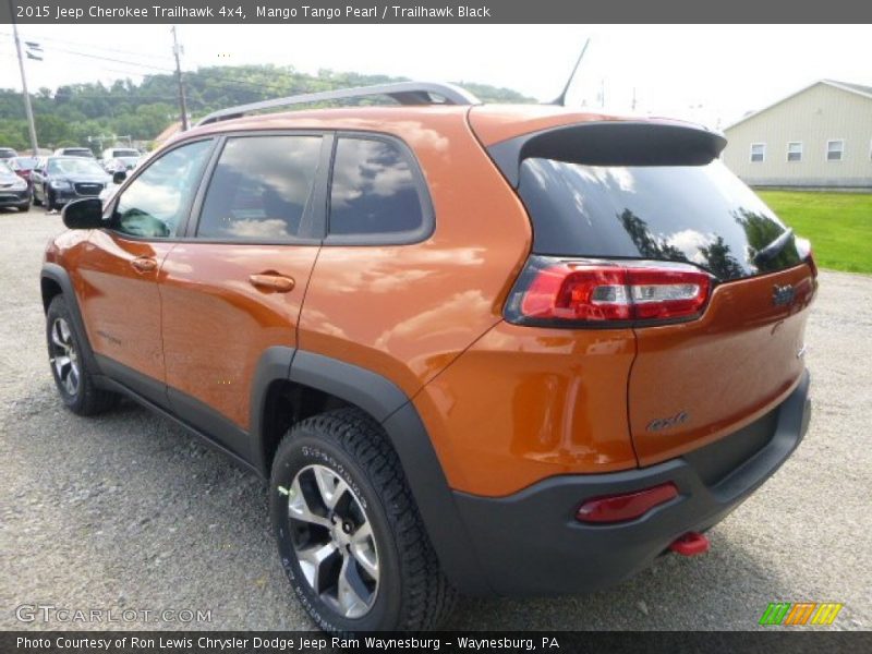 Mango Tango Pearl / Trailhawk Black 2015 Jeep Cherokee Trailhawk 4x4