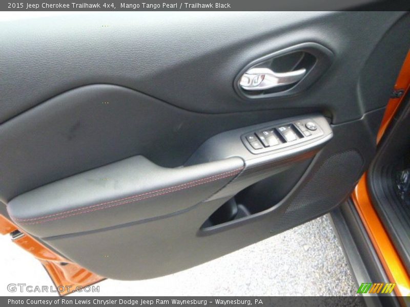 Mango Tango Pearl / Trailhawk Black 2015 Jeep Cherokee Trailhawk 4x4