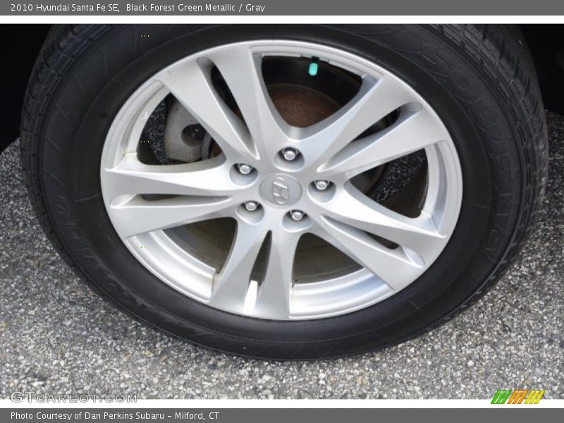 Black Forest Green Metallic / Gray 2010 Hyundai Santa Fe SE