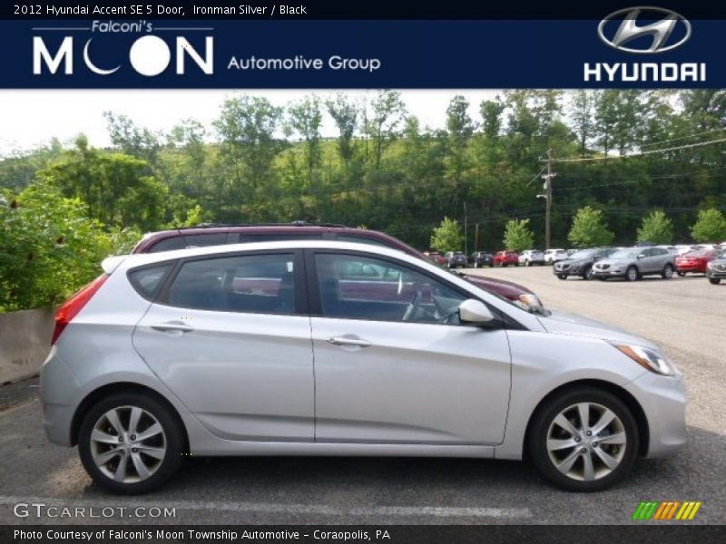 Ironman Silver / Black 2012 Hyundai Accent SE 5 Door