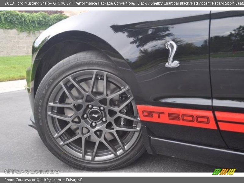  2013 Mustang Shelby GT500 SVT Performance Package Convertible Wheel