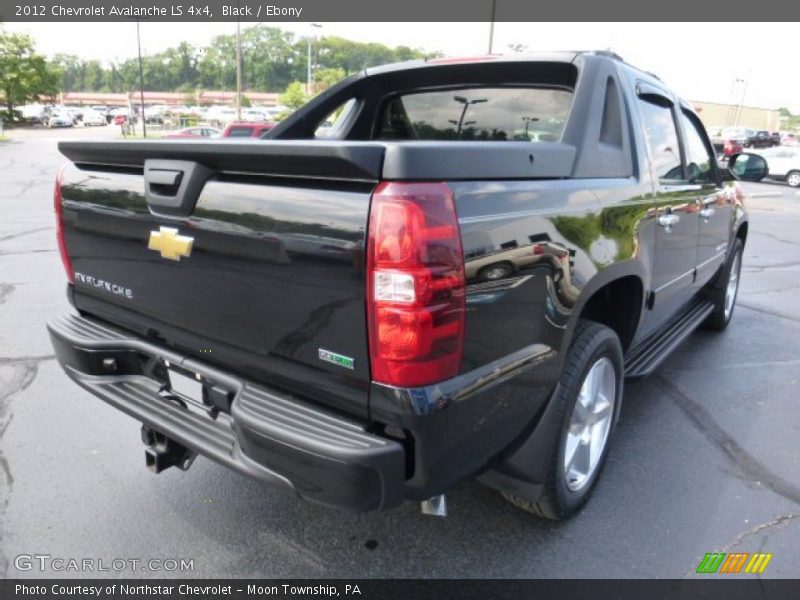 Black / Ebony 2012 Chevrolet Avalanche LS 4x4