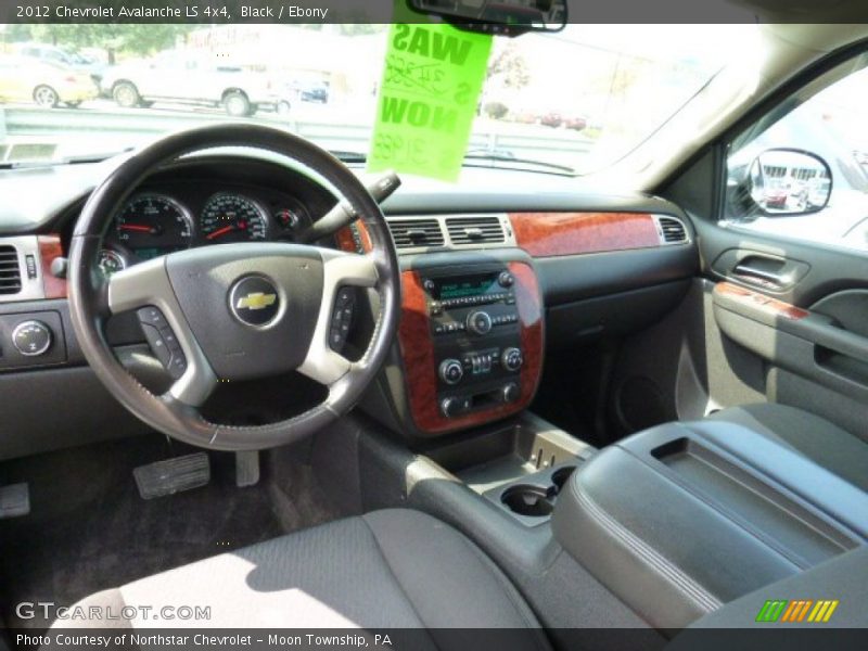 Black / Ebony 2012 Chevrolet Avalanche LS 4x4