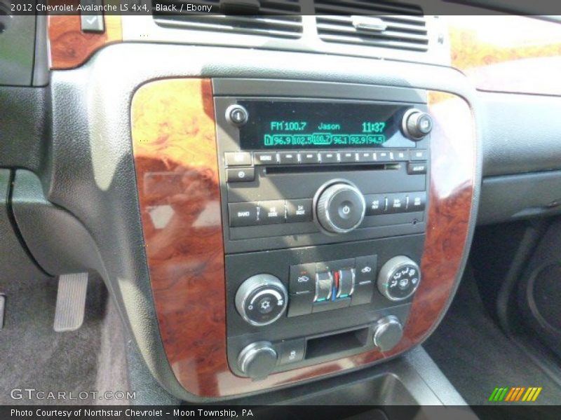 Black / Ebony 2012 Chevrolet Avalanche LS 4x4