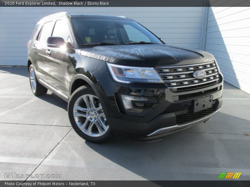 Front 3/4 View of 2016 Explorer Limited