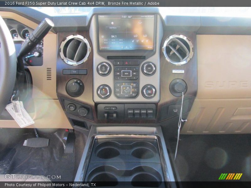 Controls of 2016 F350 Super Duty Lariat Crew Cab 4x4 DRW