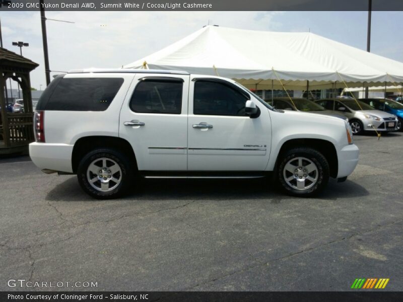 Summit White / Cocoa/Light Cashmere 2009 GMC Yukon Denali AWD