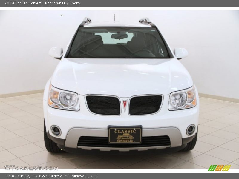 Bright White / Ebony 2009 Pontiac Torrent